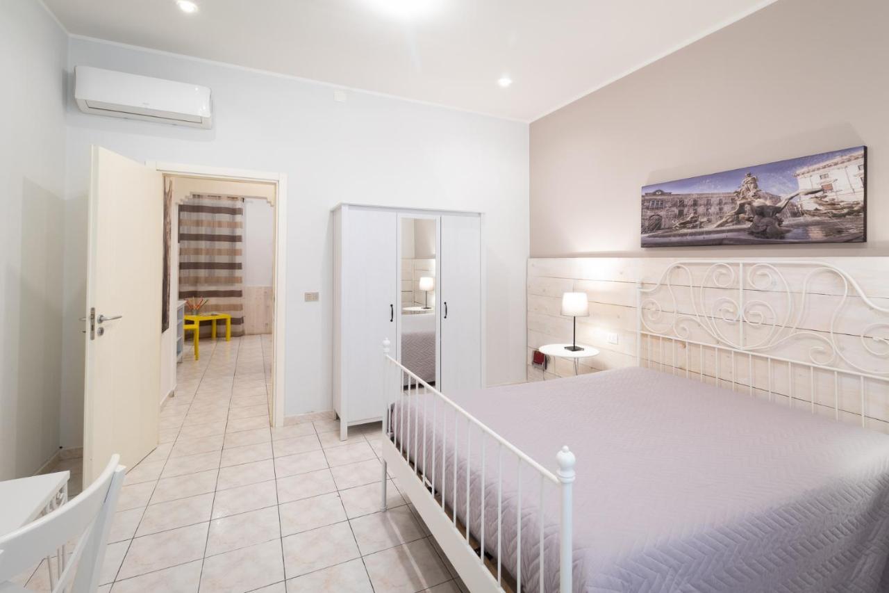 Syracuseapartments Il Piave Di Siracusa Appartamento Per 6 Persone Vicino Ad Ortigia A 200M Dal Mare Εξωτερικό φωτογραφία